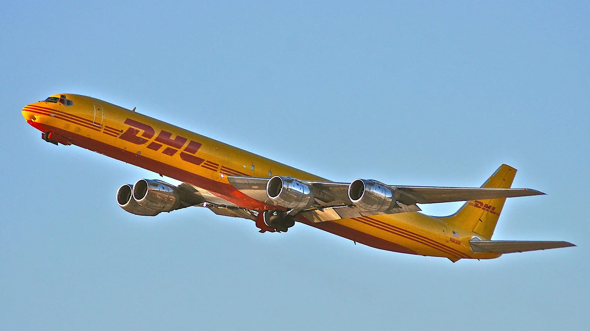 Avión DHL